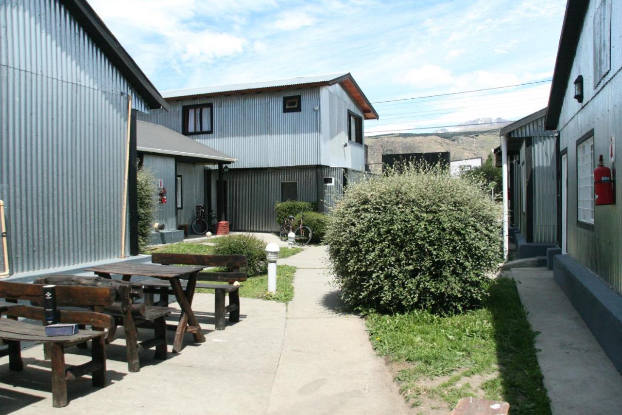 Complejo Don Joel Hostel El Chalten Exterior photo
