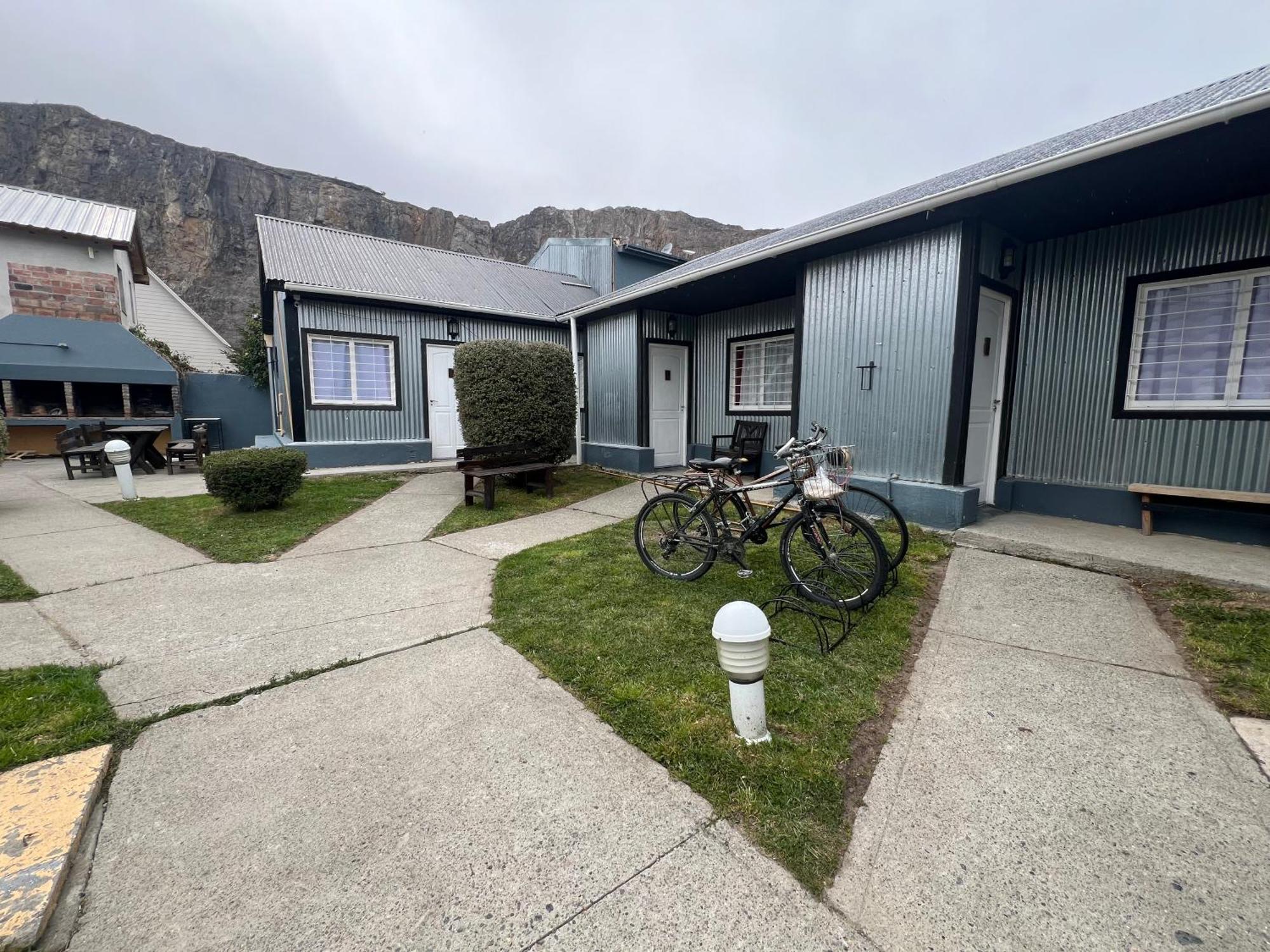Complejo Don Joel Hostel El Chalten Exterior photo